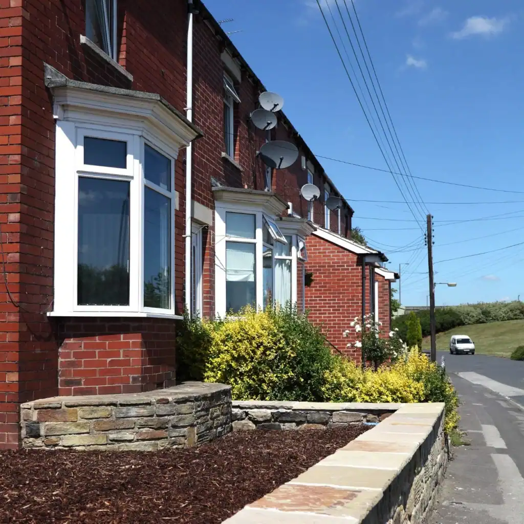 Can a Neighbour Remove Survey Stakes? 3 Min Critical Guide to Avoid Legal Issues 2 Faulkner Party Wall Surveyors Watford : Can My Neighbour Remove Survey Skates