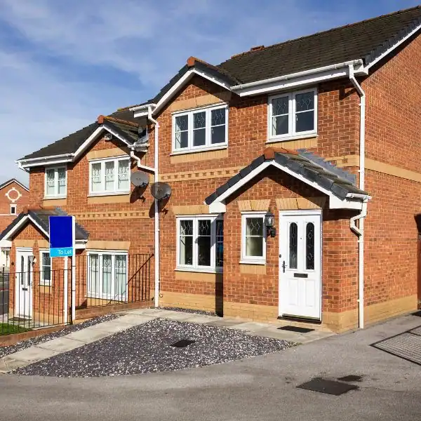 Scenarios 4 Image of UK home - Faulkners scenarios Watford
